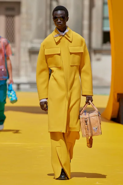 Look 56